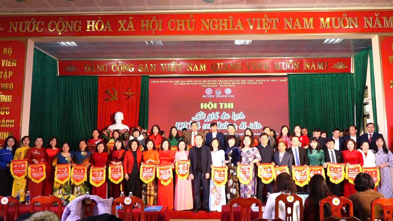 SỨ GIẢ DU LỊCH - KẾT NỐI CON ĐƯỜNG DI SẢN